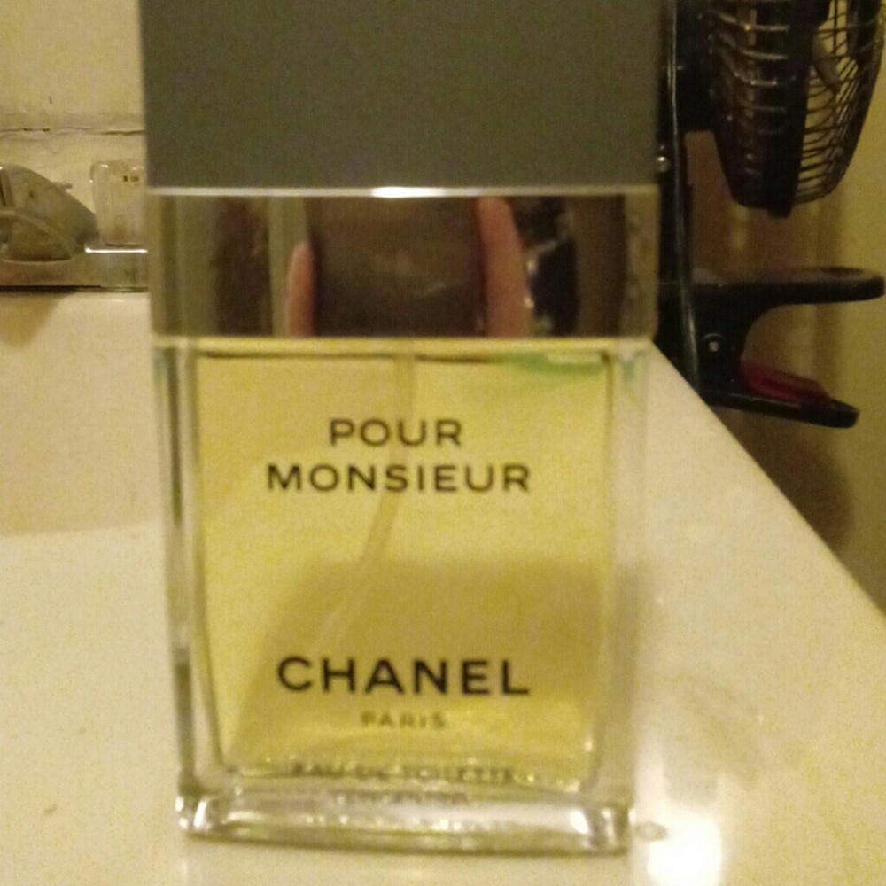 Authentic full bottle of chanel cologne